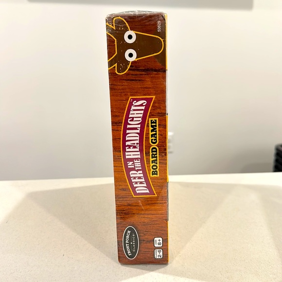 New Deer In The Headlights Board Game - Picture 2 of 3